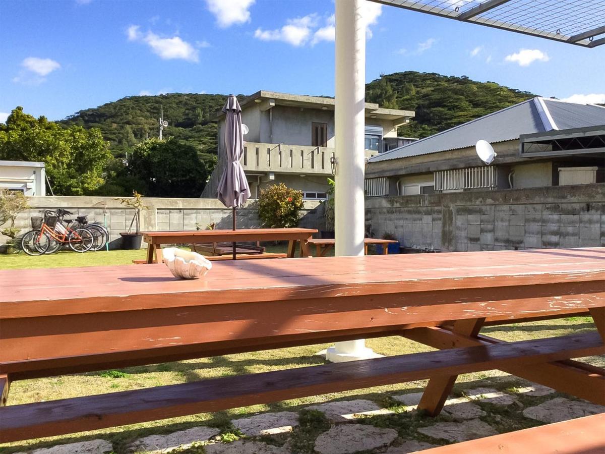 Minshuku Yadokari Hotel Zamami Kültér fotó