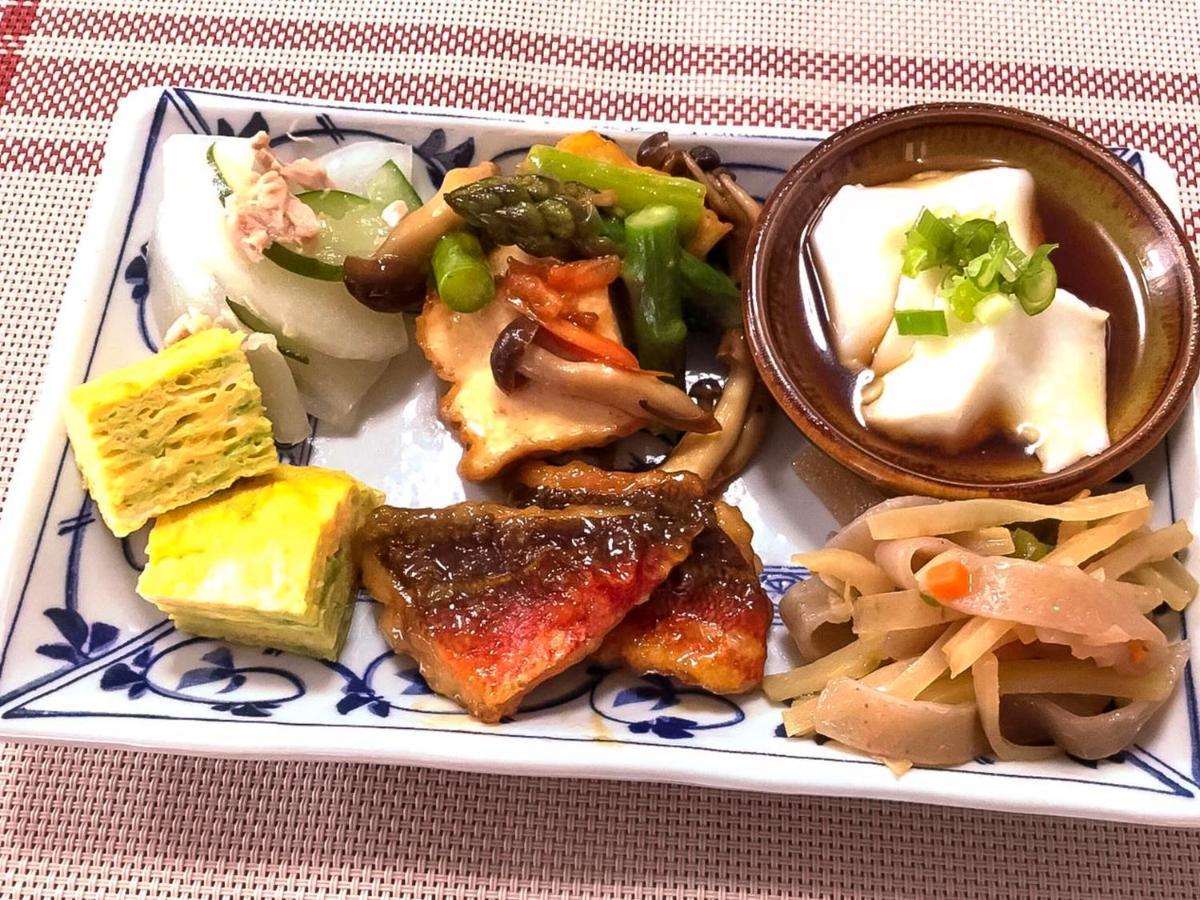 Minshuku Yadokari Hotel Zamami Kültér fotó